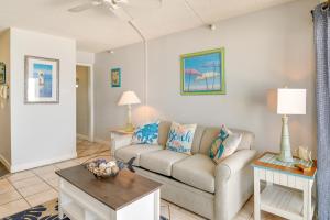 Orange Beach Condo with Pool Access and Gulf Views!