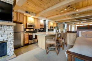 Ski-InandSki-Out Studio in Aspen Snowmass Ski Resort