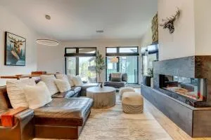 New Luxury Condo 1407 I Hot Tub I AC I Great Views I Best Price I FREE Adventures Daily - Hideaway Park