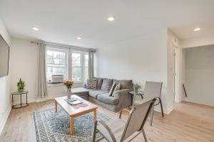 Berwyn Apartment Rental about 11 Mi to Chicago!