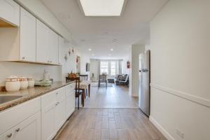 Berwyn Apartment Rental about 11 Mi to Chicago!