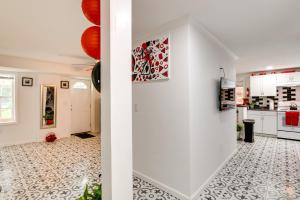 about 13 Mi to Atlanta Private Stone Mountain Getaway