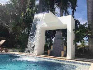 Condominio el peñón 5 habitaciones /baño privado