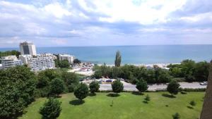 На морето плаж Кабакум, Варна, двустаен с паркомясто On the sea Kabakum beach Varna, one-bedroom apartment with parking lot