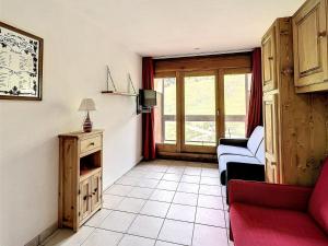 Studio lumineux, balcon orienté sud, au pied des pistes - FR-1-267-218