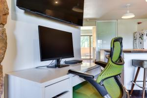 Winter Park Condo with Private Balcony Near Skiing!