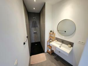 Family apartment on the ground floor with terrace - Panne A Côte