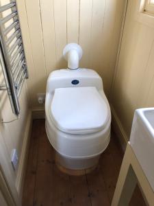 The Rowan Shepherds Hut