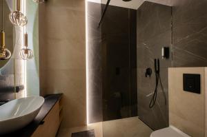 SKY Home- Wood Penthouse -Manufaktura, Parking, Klimatyzacja, Dostęp na Kod