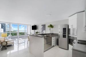 Dance with me! Water and Park Views!