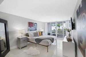 Dance with me! Water and Park Views!