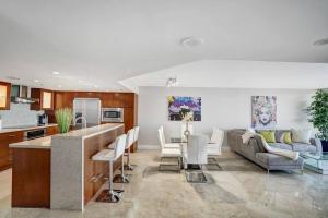 Only in My Dreams! Direct Water View Luxury Condo