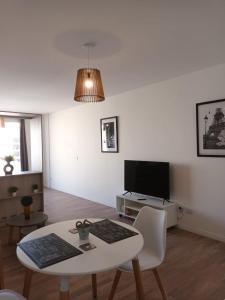 Teatros y Pizzerias Obelisco Apartment