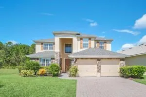 Amazing 5 Bd 4bt with Pvt, Pool & Spa Near Disney villa - Loughman