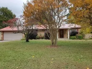 JB's-Getaway in the mountains with trails and more - Hodgen