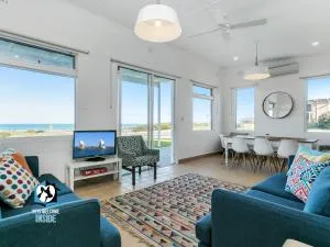 Cool Beach “Shack'' + Spectacular Views + Netflix - Middleton