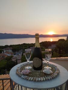 Les 2 frères - Vue mer panoramique solarium - les Sablettes