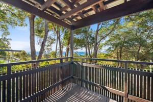Moonshine Beach Shack by Discover Stradbroke