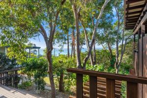 Moonshine Beach Shack by Discover Stradbroke
