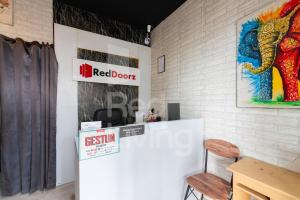 RedLiving Apartemen Green Lake View Ciputat - Aurora Rooms