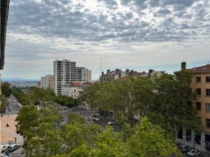 Hotels Hotel de la Croix-Rousse : photos des chambres