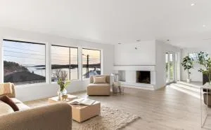 Enebolig høy standard, sjøutsikt - Melsomvik