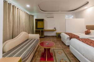 Hotel Ratnasambhava
