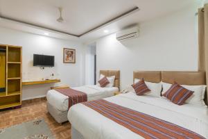 Hotel Ratnasambhava
