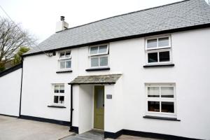Spring Cottage,Gorgeous and Hi-spec