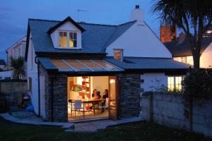 Spring Cottage,Gorgeous and Hi-spec