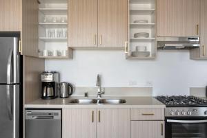 Culver City 1br w rooftop lounge access to 405 LAX-1124