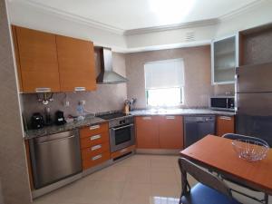 1D Areias de Porches, Pool & AC - Casas & Papéis