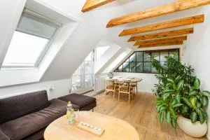 Come Stay in Penthouse With Room For 2-People - Hjortshøj