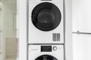 Central Square studio w gym wd nr red line BOS-881