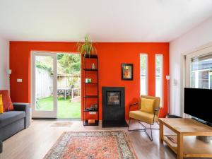 Holiday house in Bergen with sauna at the forest