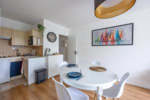 Appartements L'Ancre Marine - Appt a 100m de la plage : photos des chambres