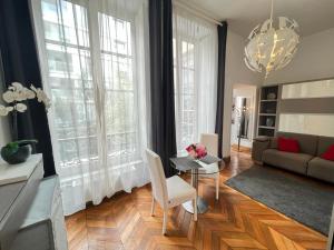 Appartements Le Lumineux - Le chic en hypercentre - Bellecour : photos des chambres