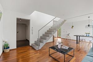 LOFT Bodensee an den Apfelfeldern