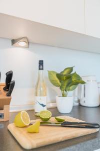 LOFT Bodensee an den Apfelfeldern