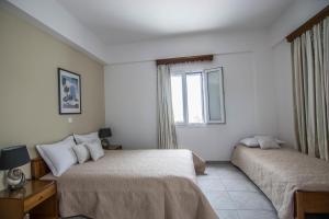 Studio (2-3 Adults) with sea view