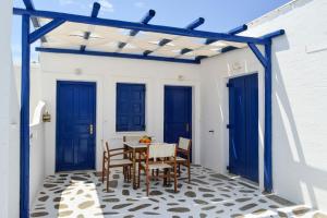 Kalypso Studios Antiparos Greece