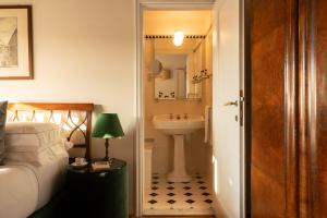 Classic Double Room room in Loggiato Dei Serviti