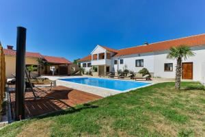 Villa Marinic with private pool , Zadar county 