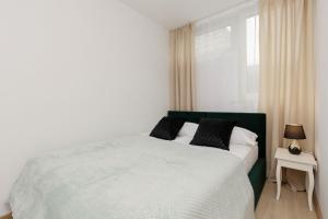 Warsaw City Centre & Pet-friendly Studio by Noclegi Renters