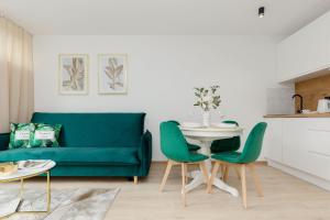 Warsaw City Centre & Pet-friendly Studio by Noclegi Renters