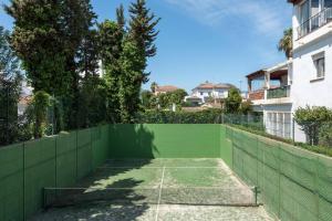 Nice 3 Bedroom Apartment, next to the beach, with pool