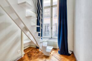 Nouveau Canut dexception au coeur de Lyon