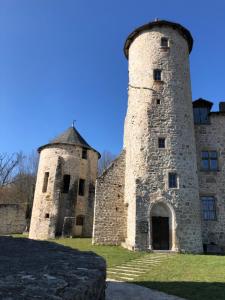 Maisons de vacances LA MAISONETTE A 5 KM DU SUPER LIORAN : photos des chambres