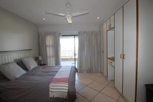 Sea Breeze West 5