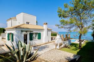 Beachfront Villa Dionysos - With private beach